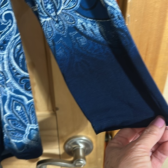 CHICOS Blue Design Women's Blouse - Picture 4 of 7